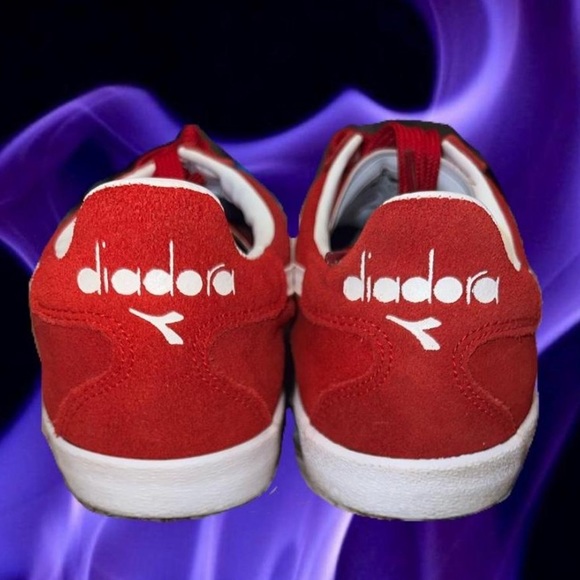 Red Diadora Casual Sneaker - Picture 2 of 3